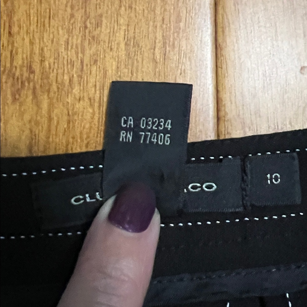 Club Monaco Pinstripe Pencil Skirt 10 Black Capsule Career Minimalist Work - Picture 3 of 8